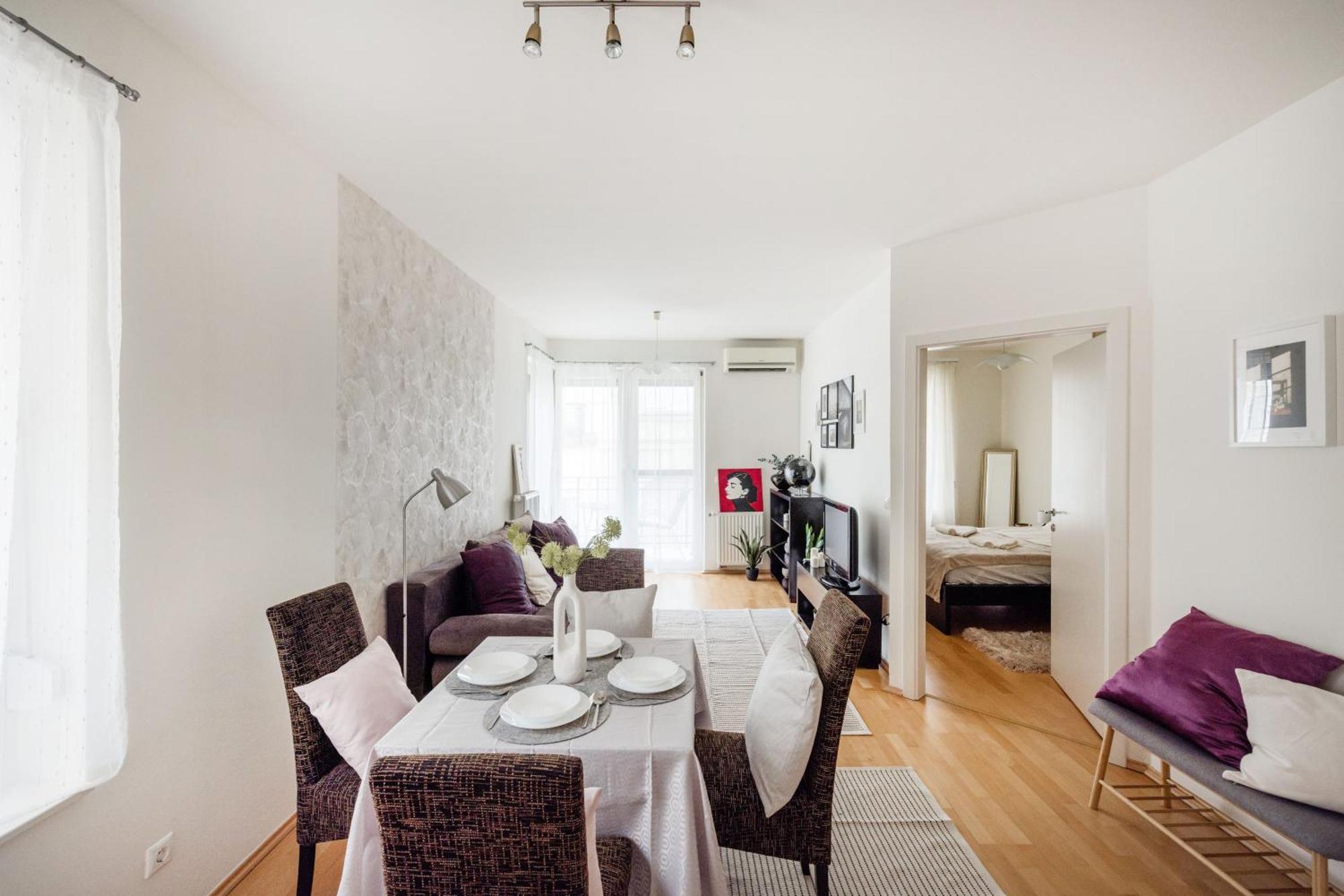 Bright And Central Apartment With Balcony Budapest Kültér fotó