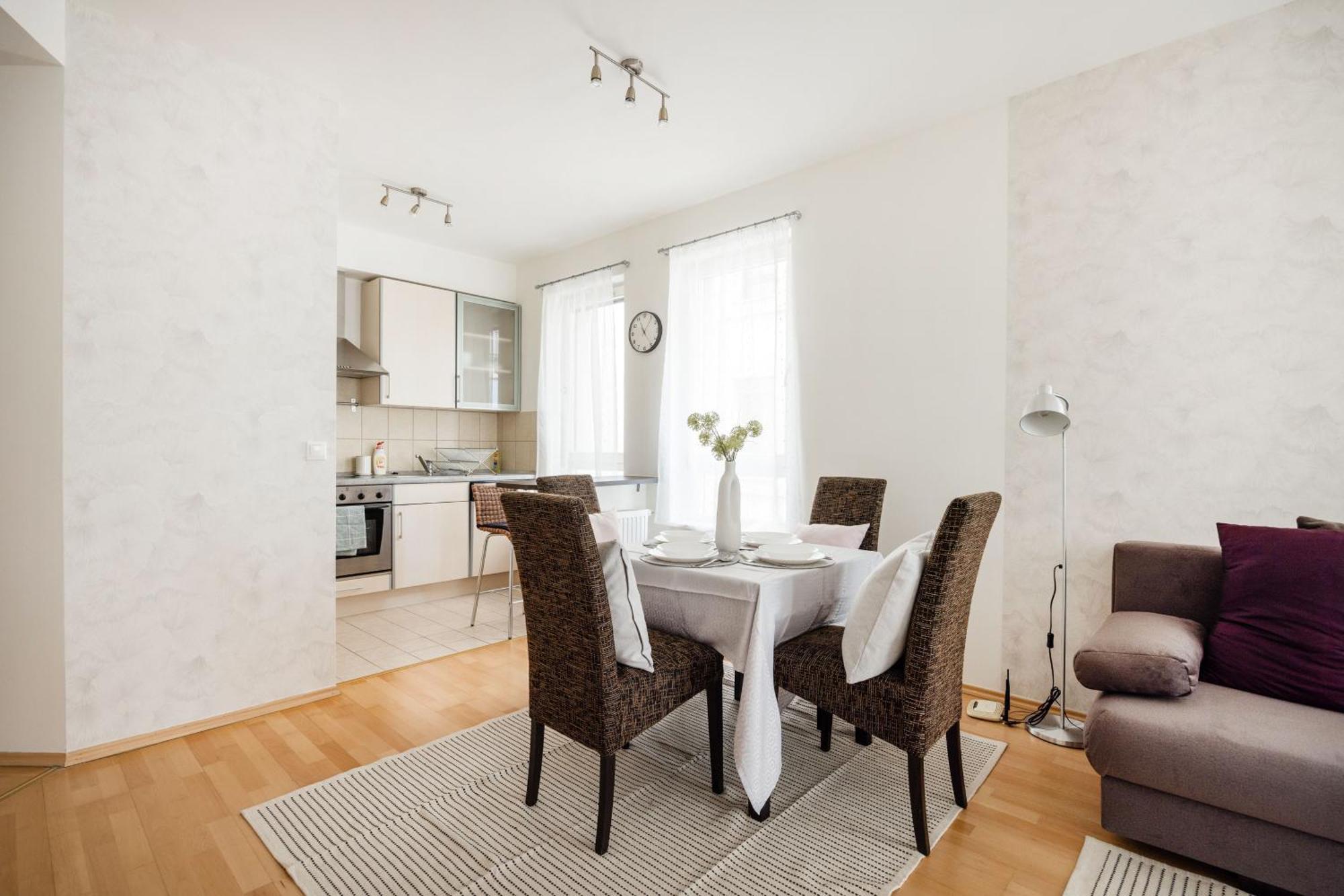 Bright And Central Apartment With Balcony Budapest Kültér fotó